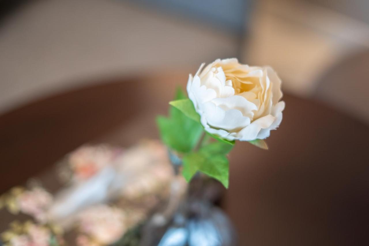 Aliving Stylish With Partial Burj & Canal Views- Prive , Business Bay 713 Apartment *