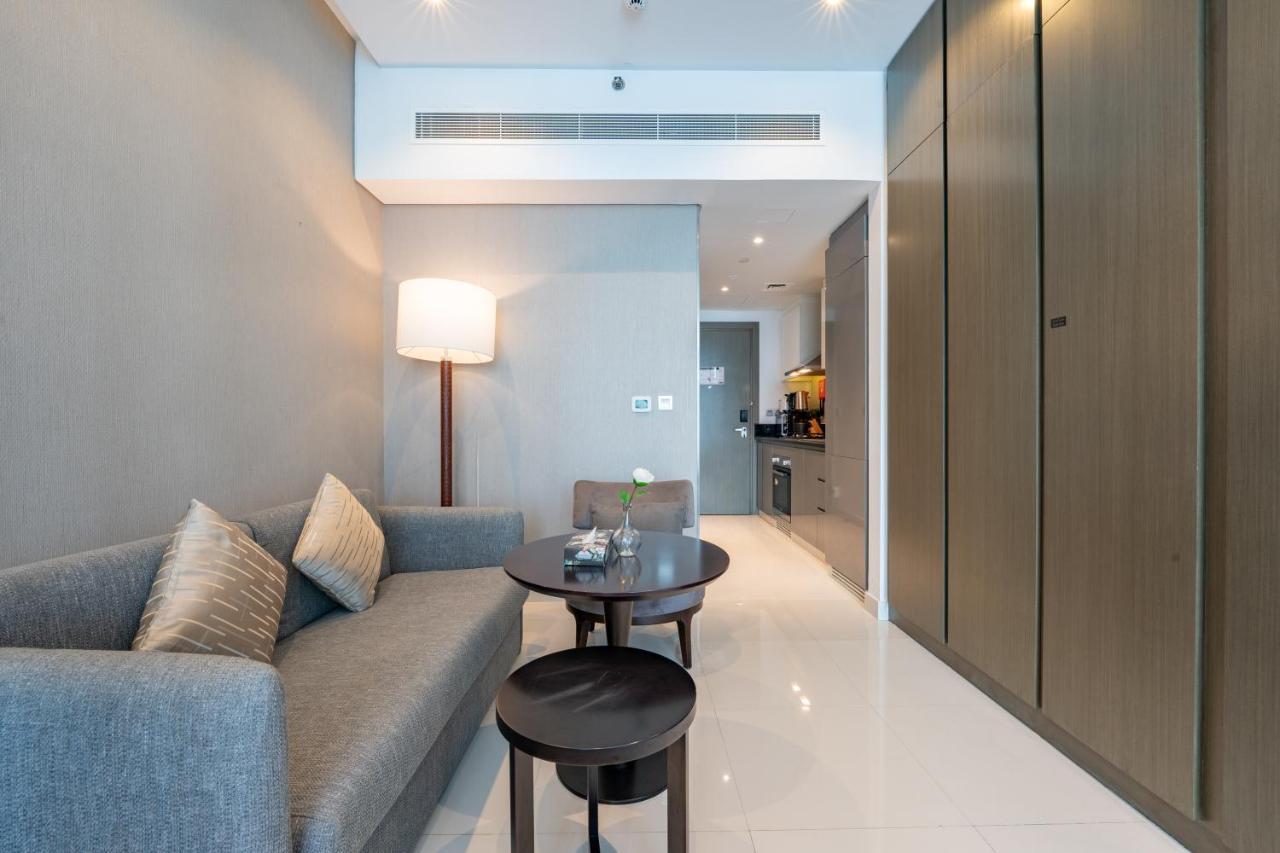 Aliving Stylish With Partial Burj & Canal Views- Prive , Business Bay 713 Apartment *