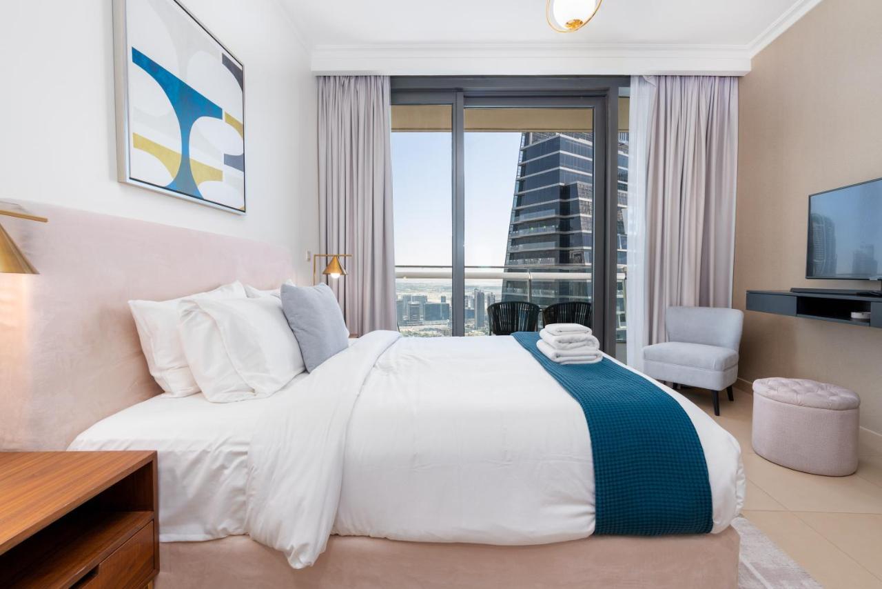 Vacay Lettings - Burj Vista High Floor Burj Khalifa & Fountain View Dubai