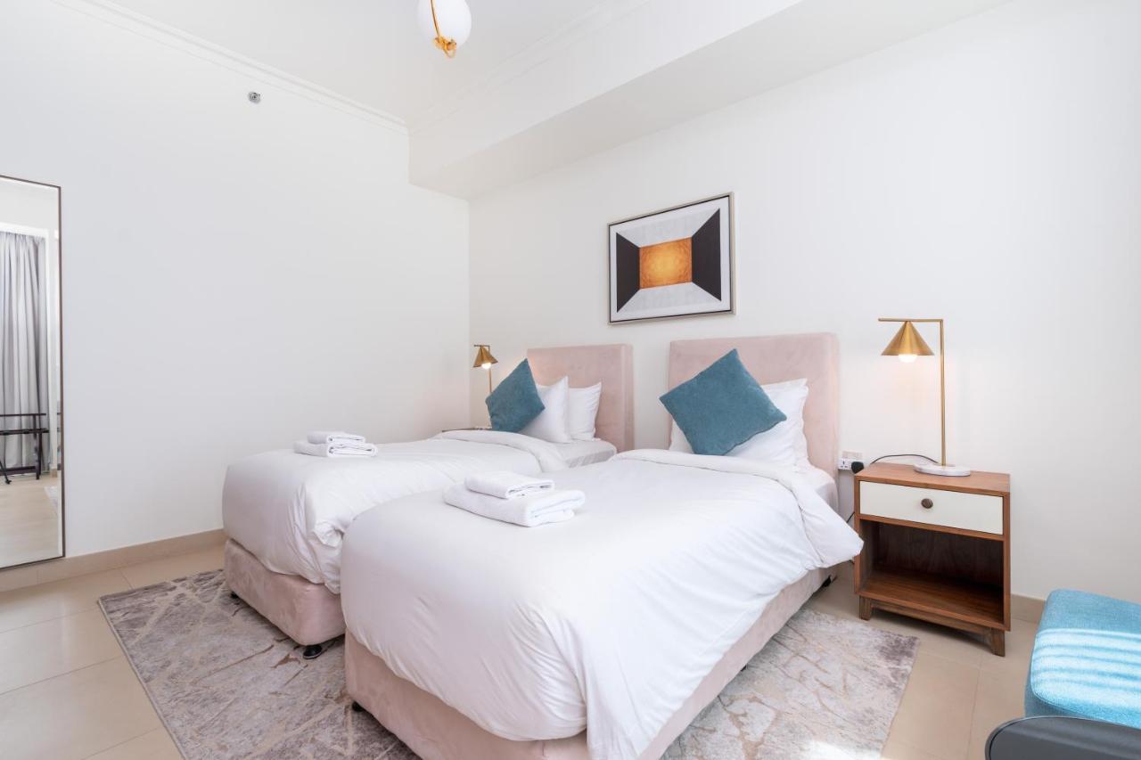 Vacay Lettings - Burj Vista High Floor Burj Khalifa & Fountain View Daire