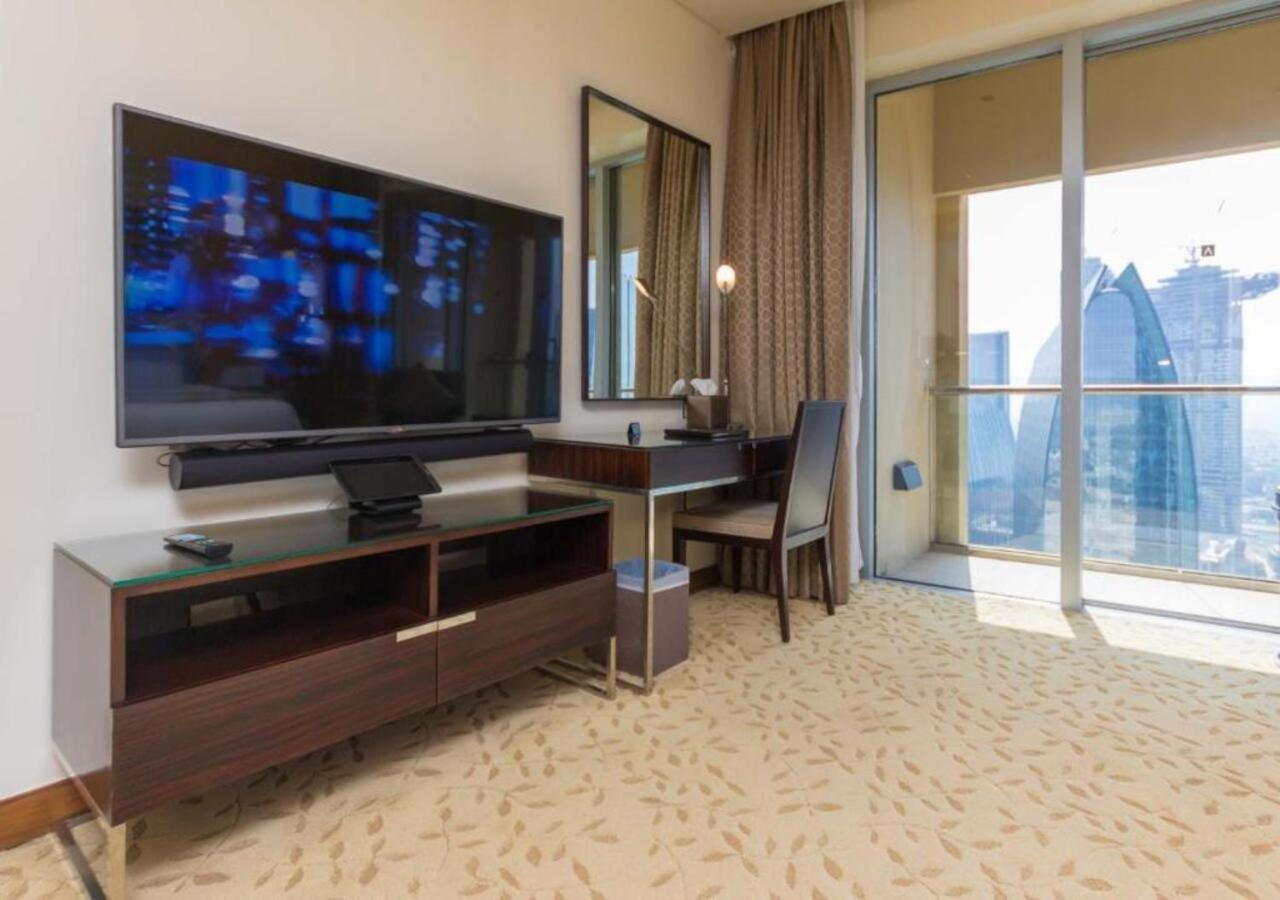 Deluxe - Address Mall -the Dubai