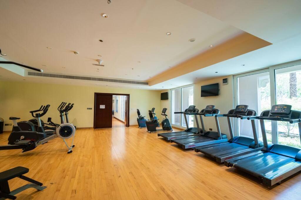Palm Jumeirah Spacious 1 Bed Private Daire *