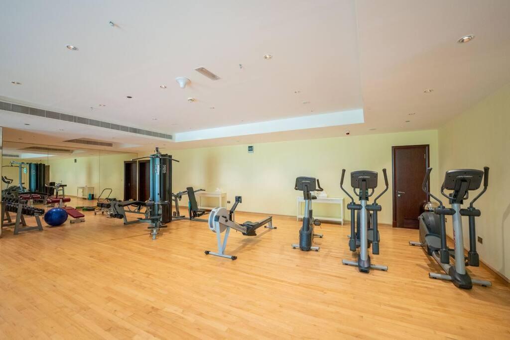 Palm Jumeirah Spacious 1 Bed Private Daire Dubai