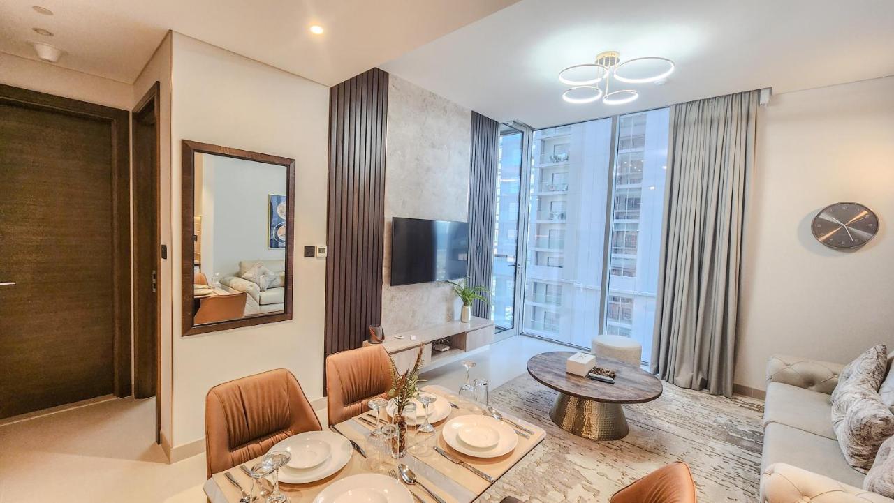 By Latinem Luxury 1br Cv B905 Near Burj Khalifa Dubai