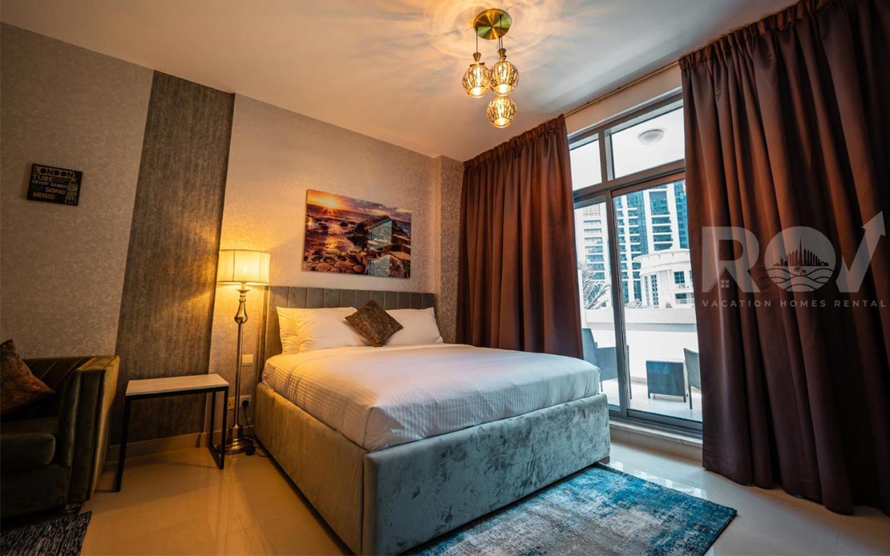 Apartment With Boulevard View *