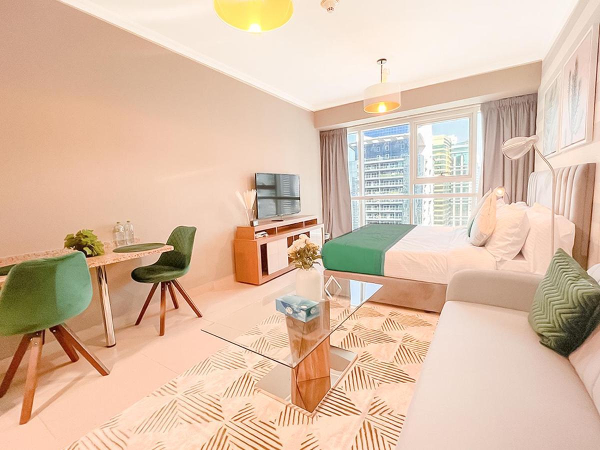 Cosmos Living Stylish Near Marina Dubai