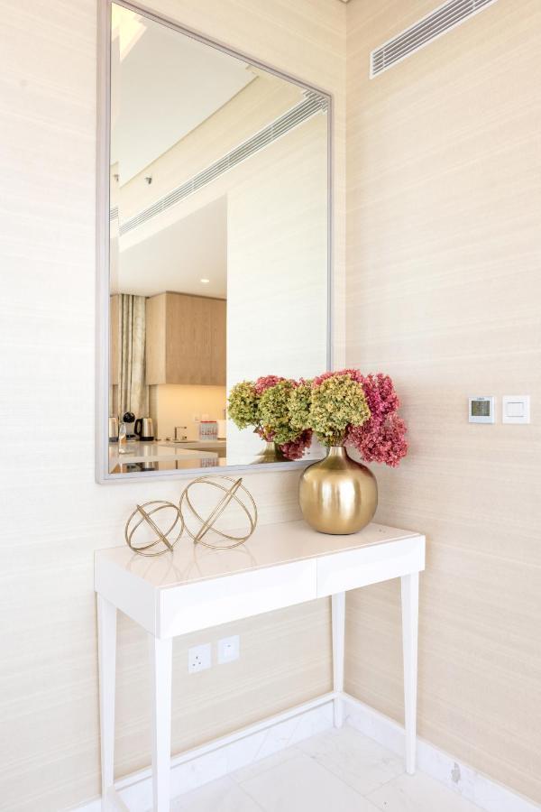 Ultra Luxury Palm Tower With Shared Facilities Apart Otel Dubai