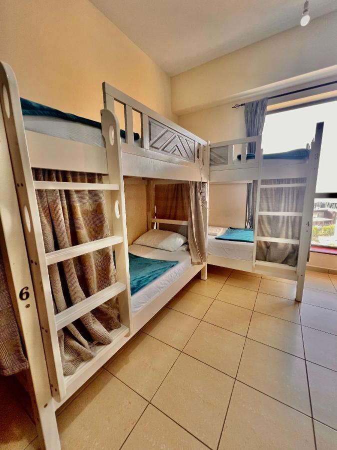 York Backpackers - Jumeirah Beach Albergue *