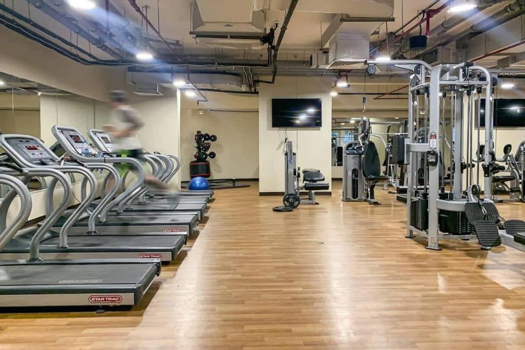 Contemporary 2br W/ Maid's At Jvc * Dubai