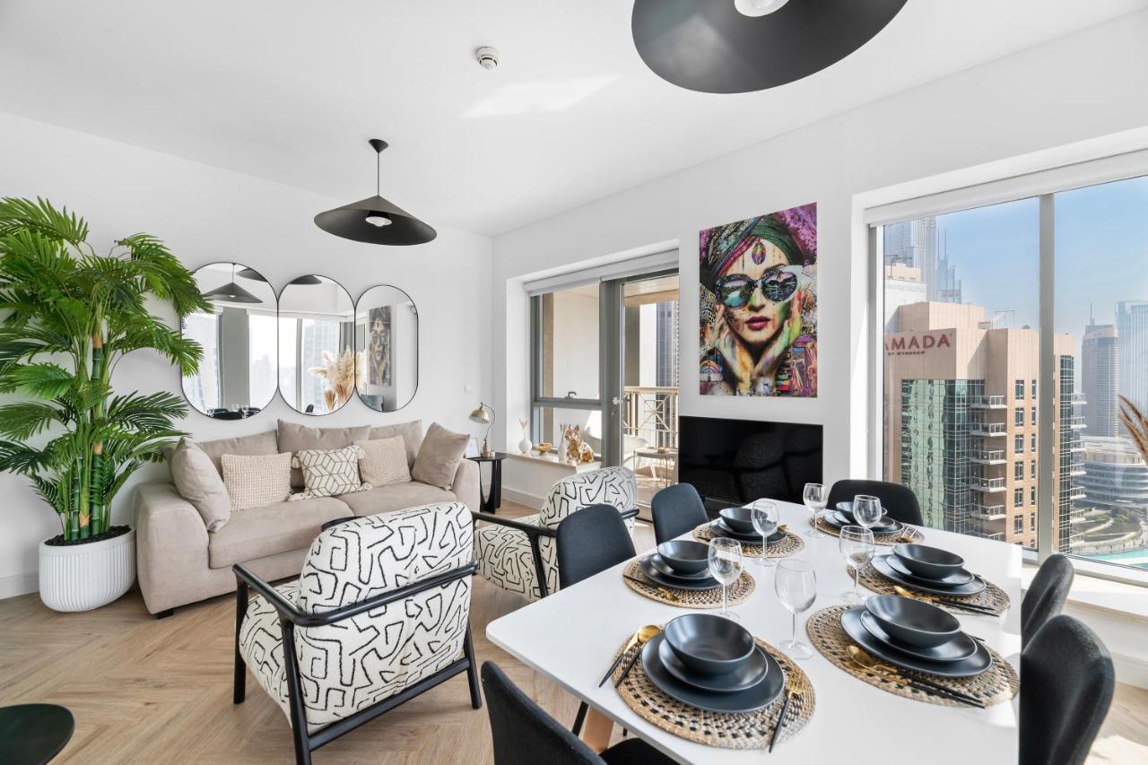 Sophisticated 1bd W Incredible Burj Khalifa Views Dubai