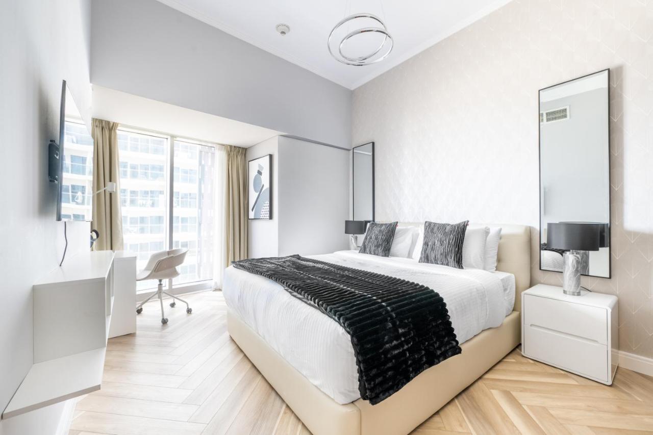 Apartment Luxury Iconic Cayan Tower - Free 5 Star Access! *