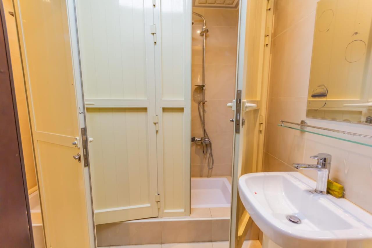 Pansiyon Nice Budget And Bed Space For 