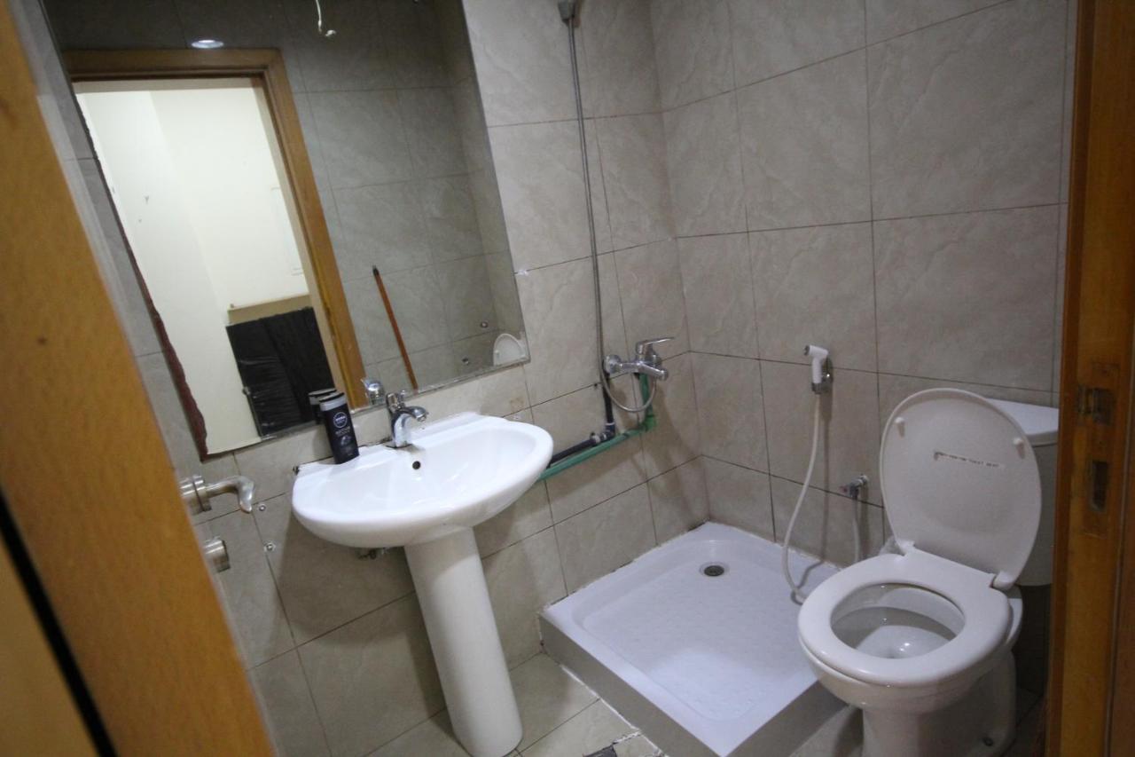 Nice Budget And Bed Space For 
