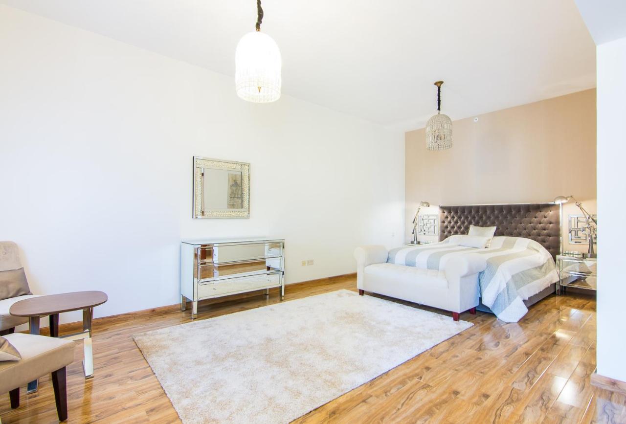 Huge 1br In Jbr *