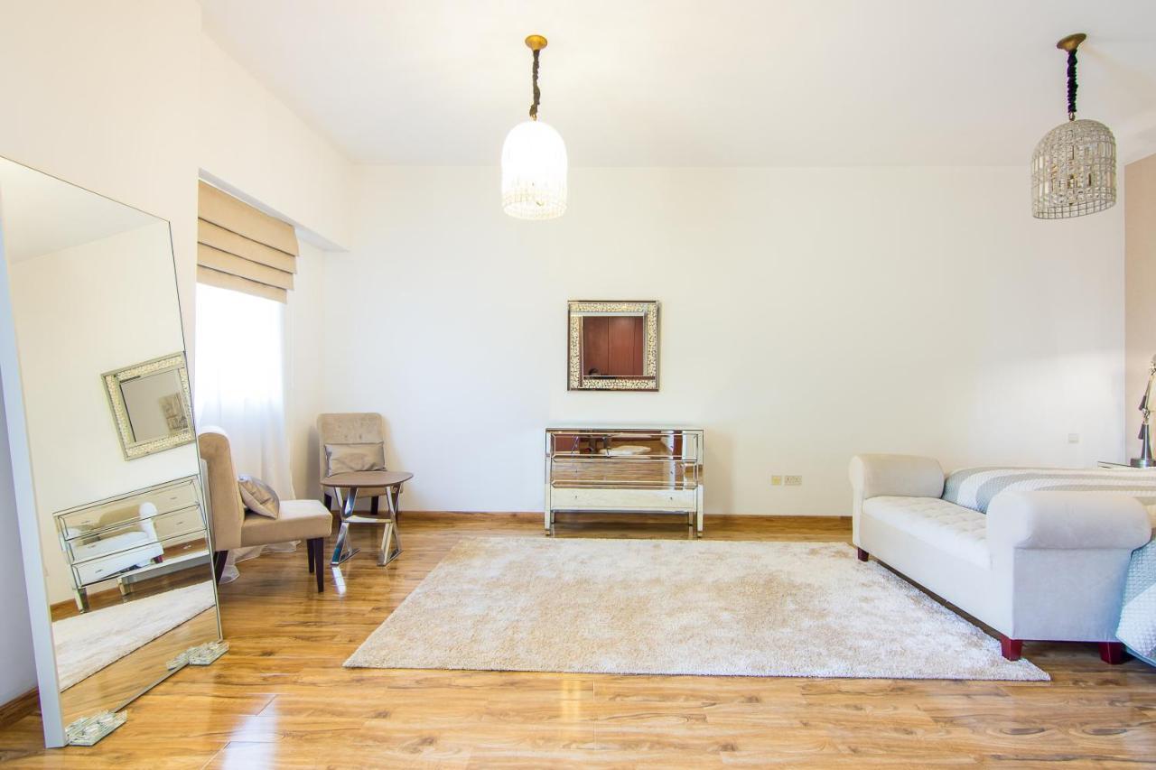 Huge 1br In Jbr *