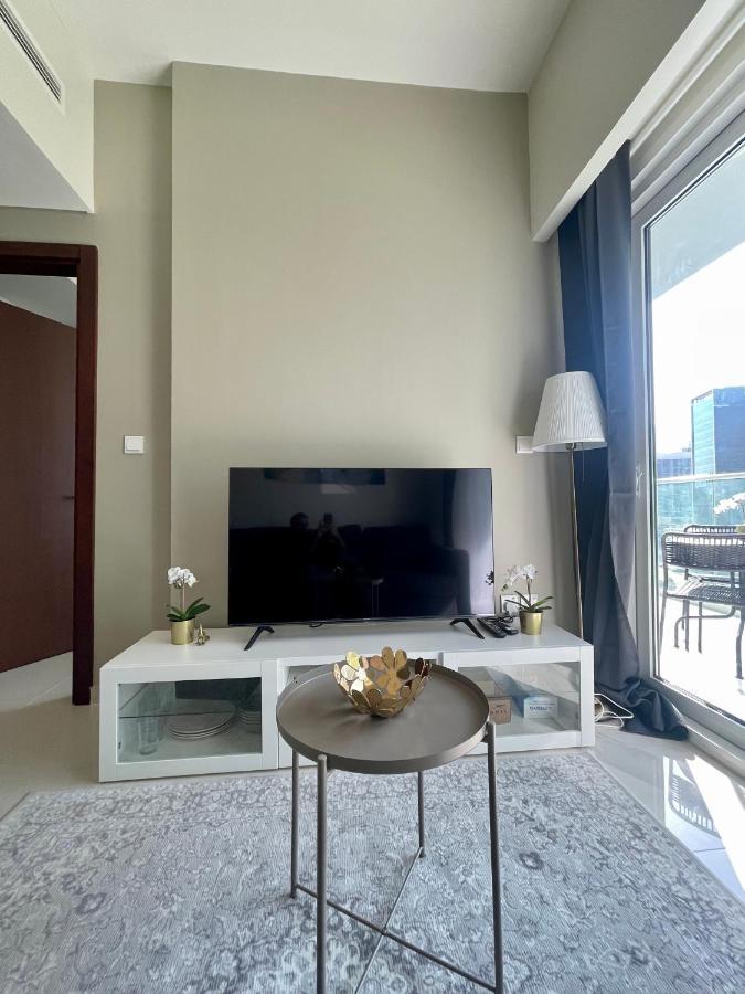 New Reva Next Burj Khalifa Otel 4*