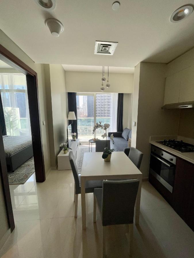 New Reva Next Burj Khalifa Otel
