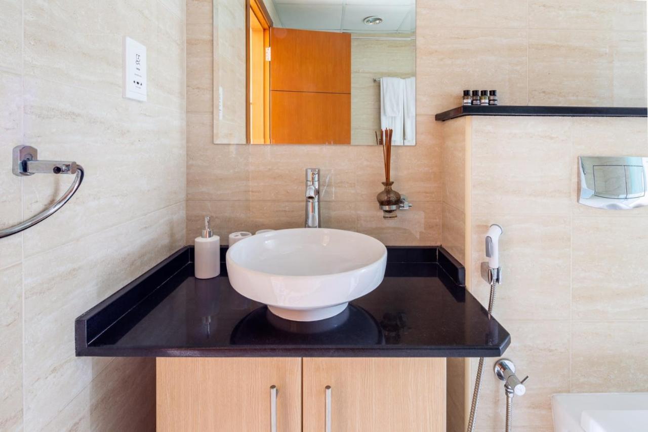 Frank Porter - Ocean Heights Apartamento Dubai