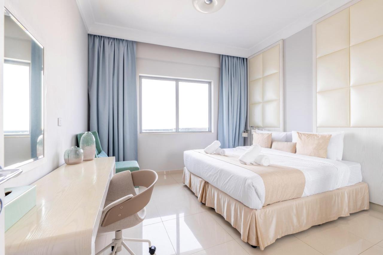 Downtown Luxury - 5 Star Facilities - 5 Min Walk To Mall Dubai