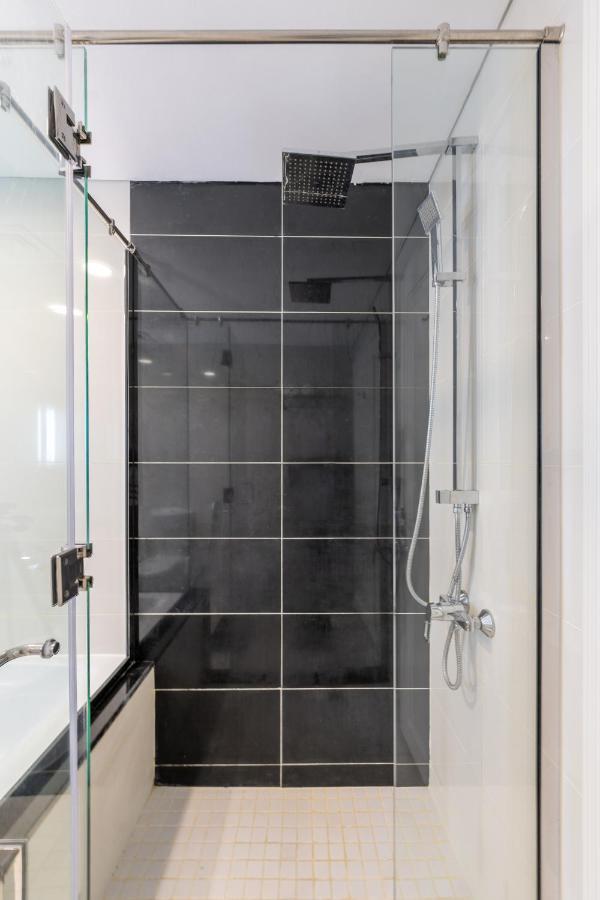 Downtown Luxury - 5 Star Facilities - 5 Min Walk To Mall Dubai
