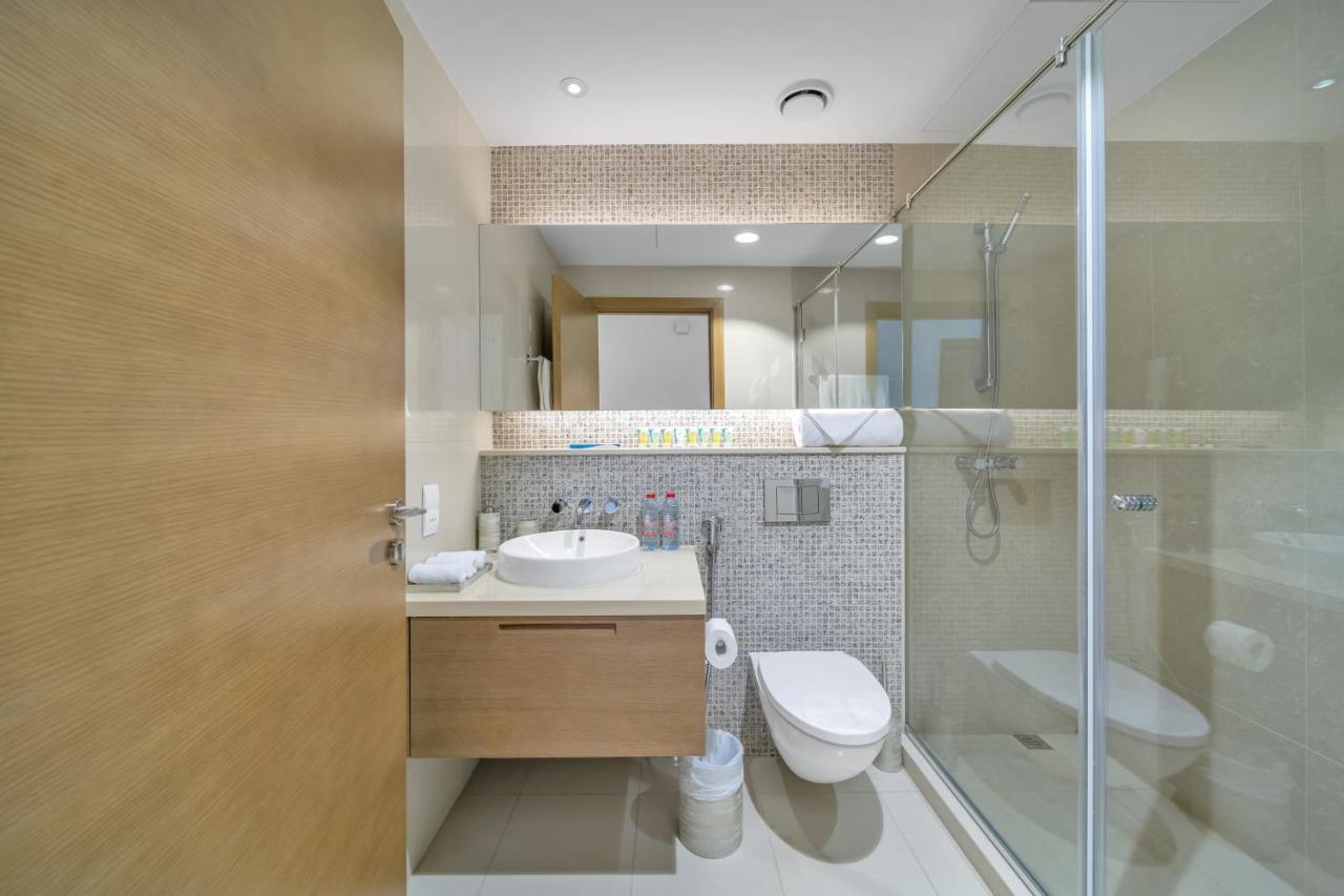 Blvd View Apartment *