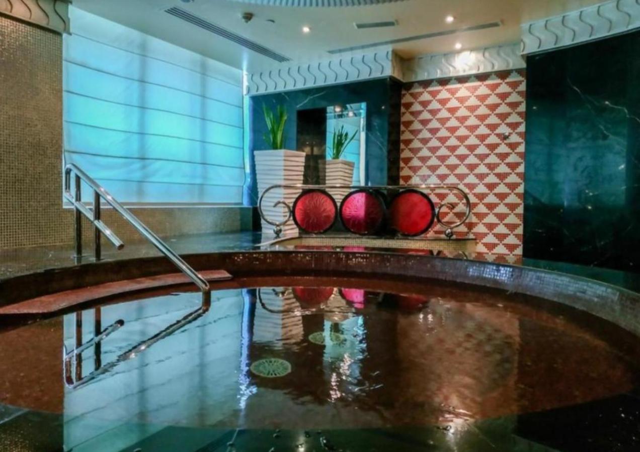 Downtown Luxury - 5 Star Facilities - 5 Min Walk To Mall Dubai