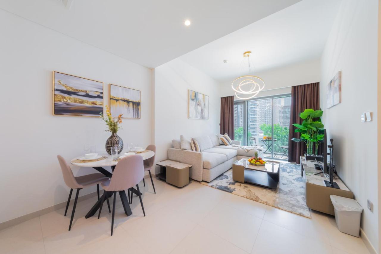 Eden's Homes & - Burj Royale Apartamento *
