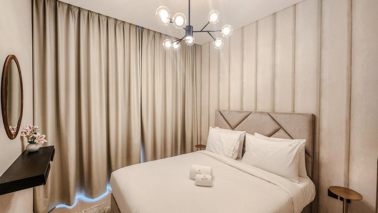 By Latinem Luxury 2br Cvr A208 Near Burj Khalifa Apartamento Dubai