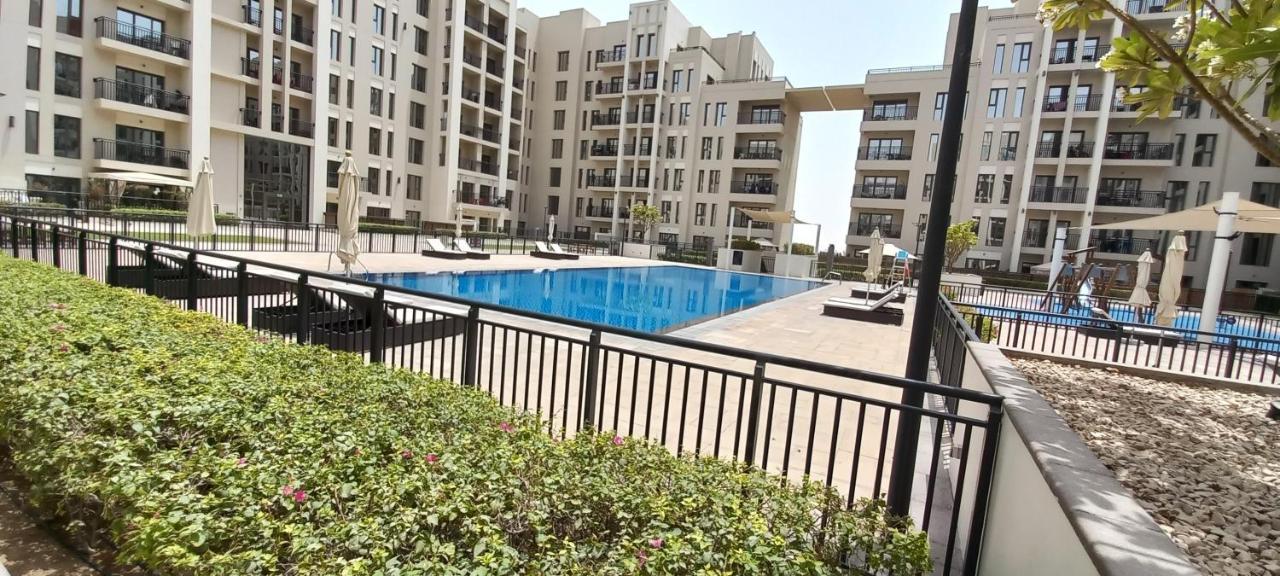 One Bed Apartment Dubai