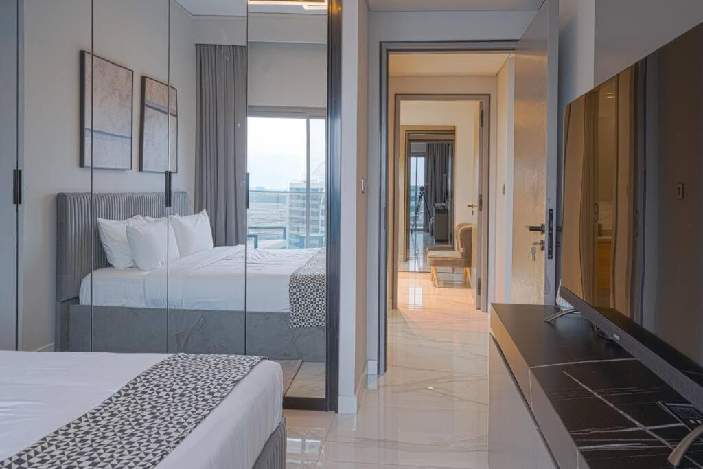Exquisite 1-br At Mag 318 In Business Bay Dubai