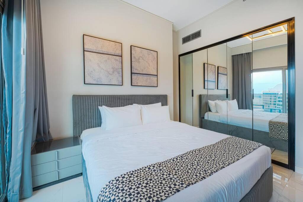 Exquisite 1-br At Mag 318 In Business Bay Dubai