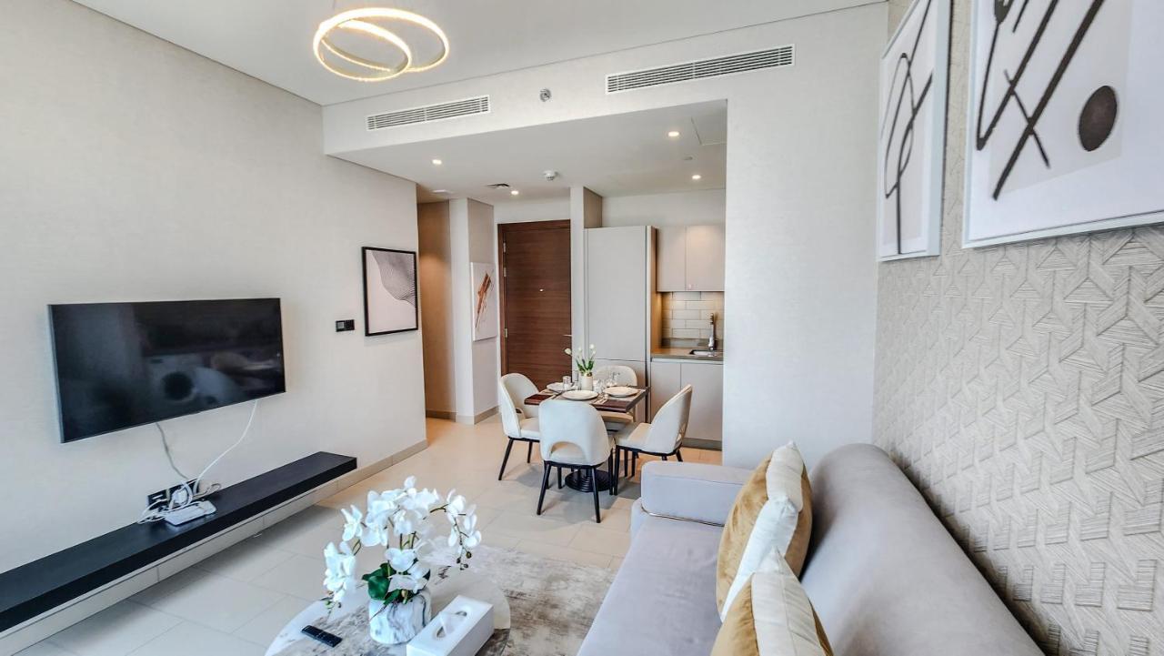 By Latinem Luxury 1br Cvr A1513 Near Burj Khalifa * Dubai