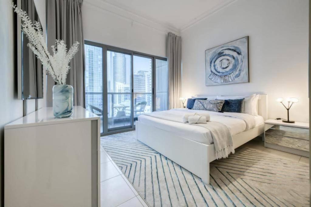 Luxury 1 Bedroom With Sea View