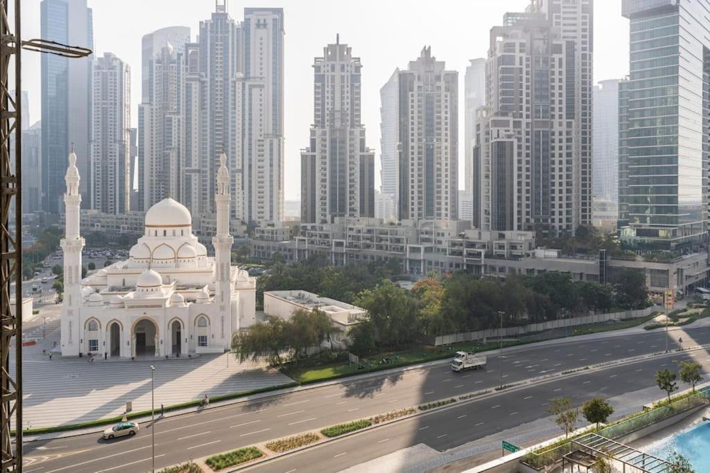 Apartamento Spacious Place Near Mall, Fountains & Burj Khalifa