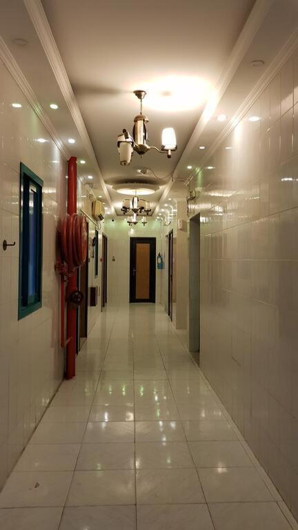 Rahab Hotel *