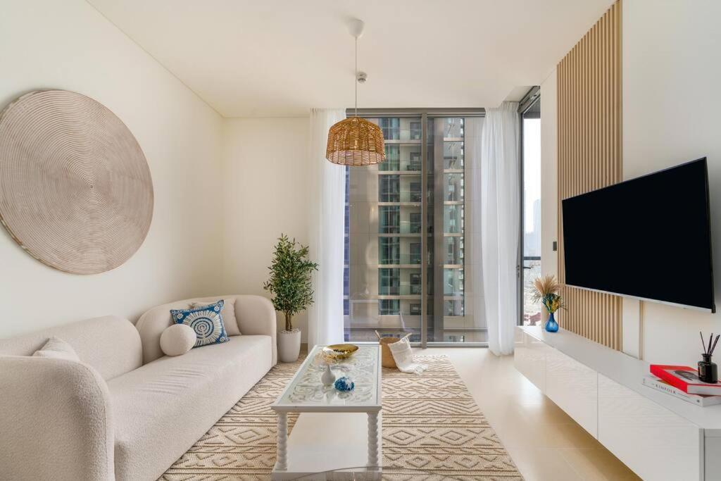 Apartment 10min From Burj Khalifa - Sobha Creek Vistas Reserve