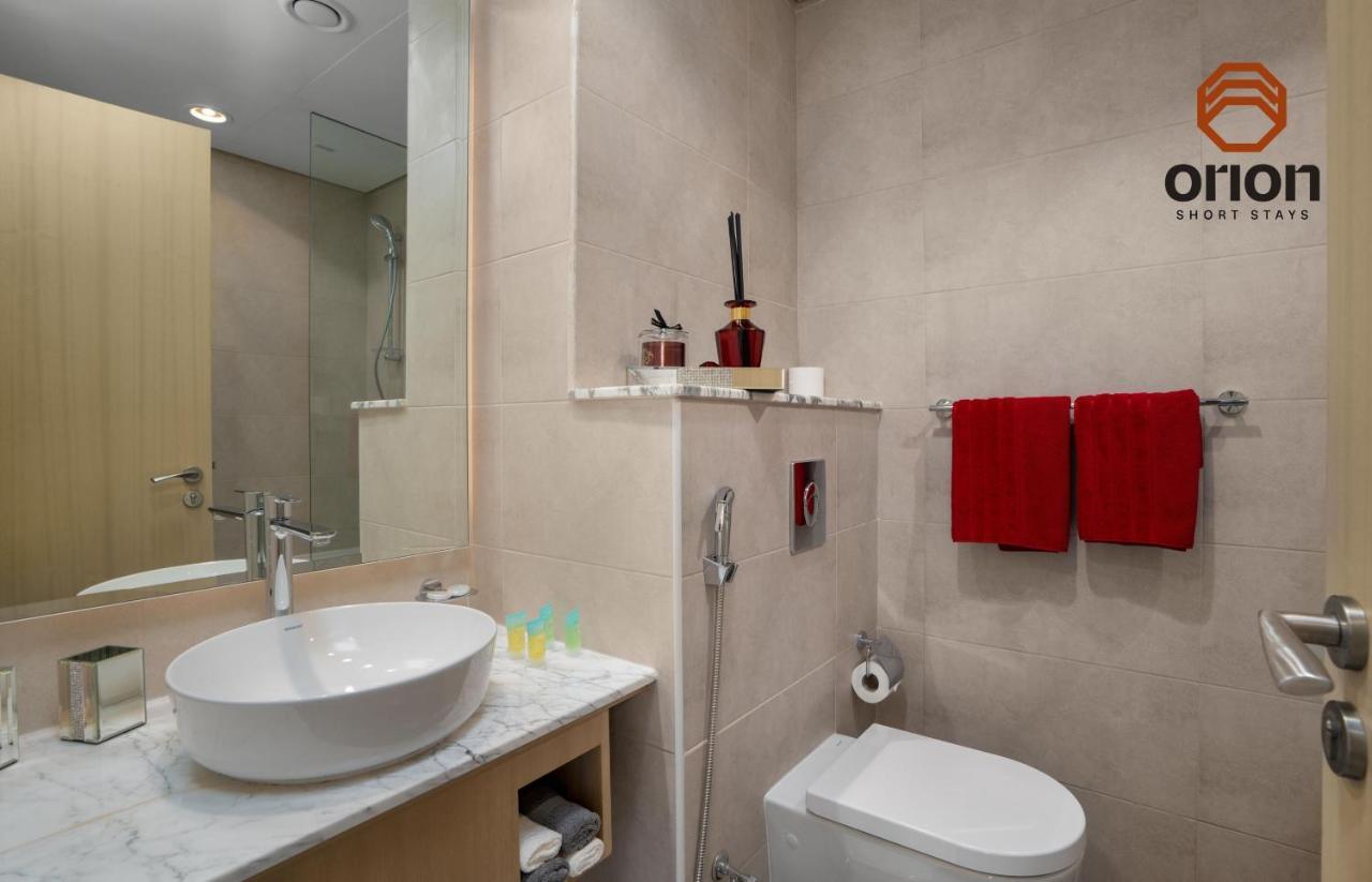 Apartment Paramount Skyline: Luxe 2-bed With Burj Views And Rooftop Oasis