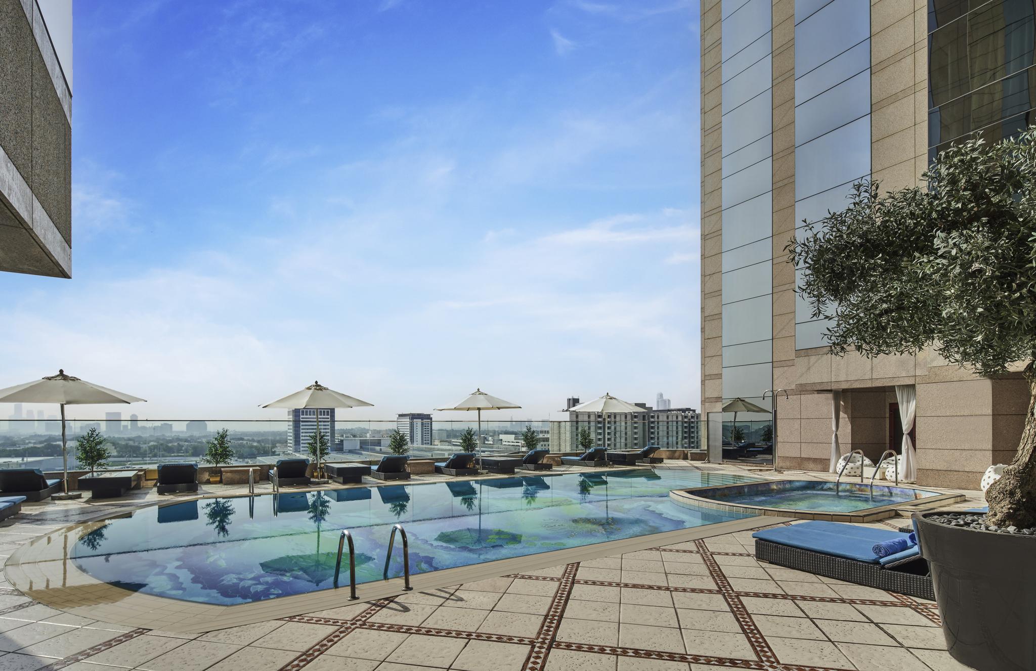 Fairmont Hotel 5*