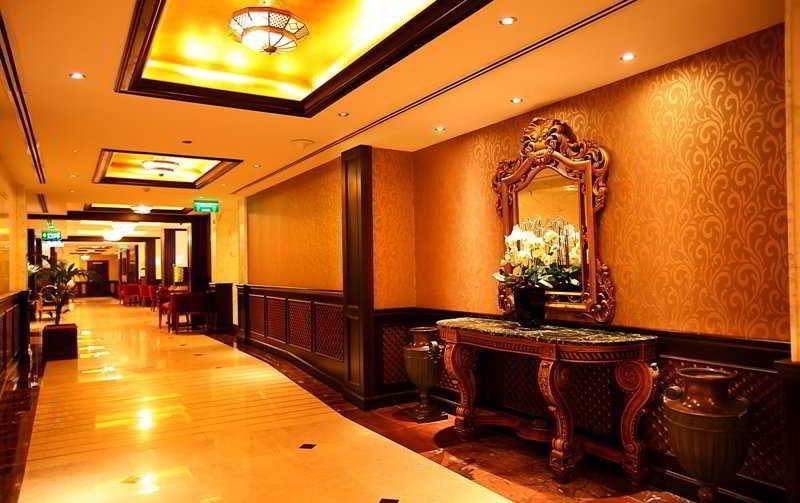Arabian Courtyard & Spa Hotel