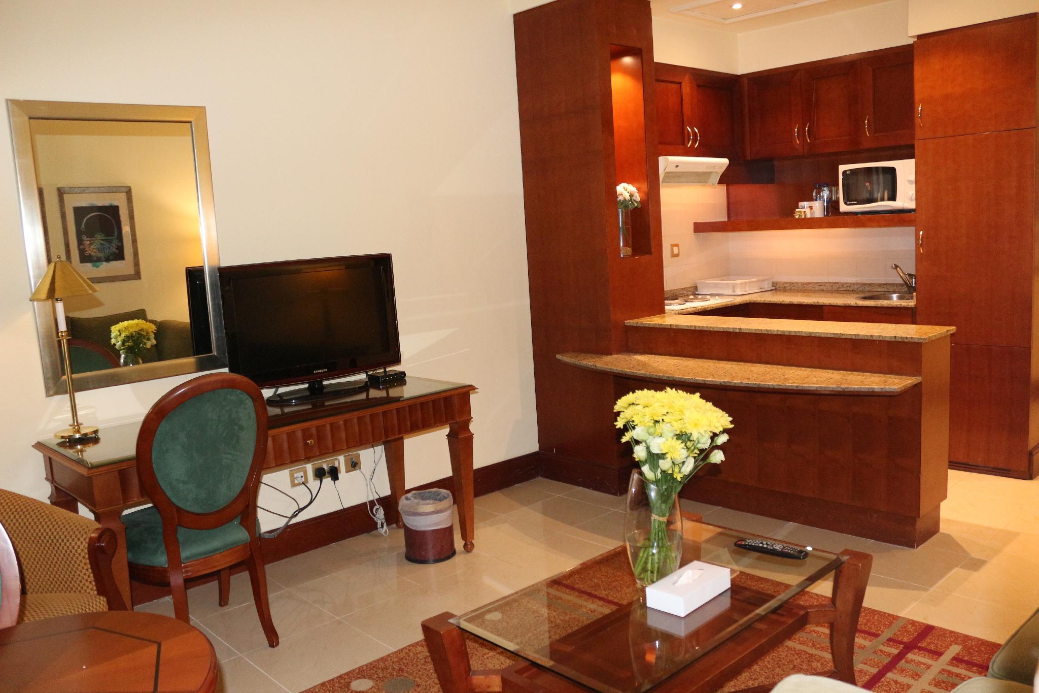 City Seasons Aparthotel Dubai
