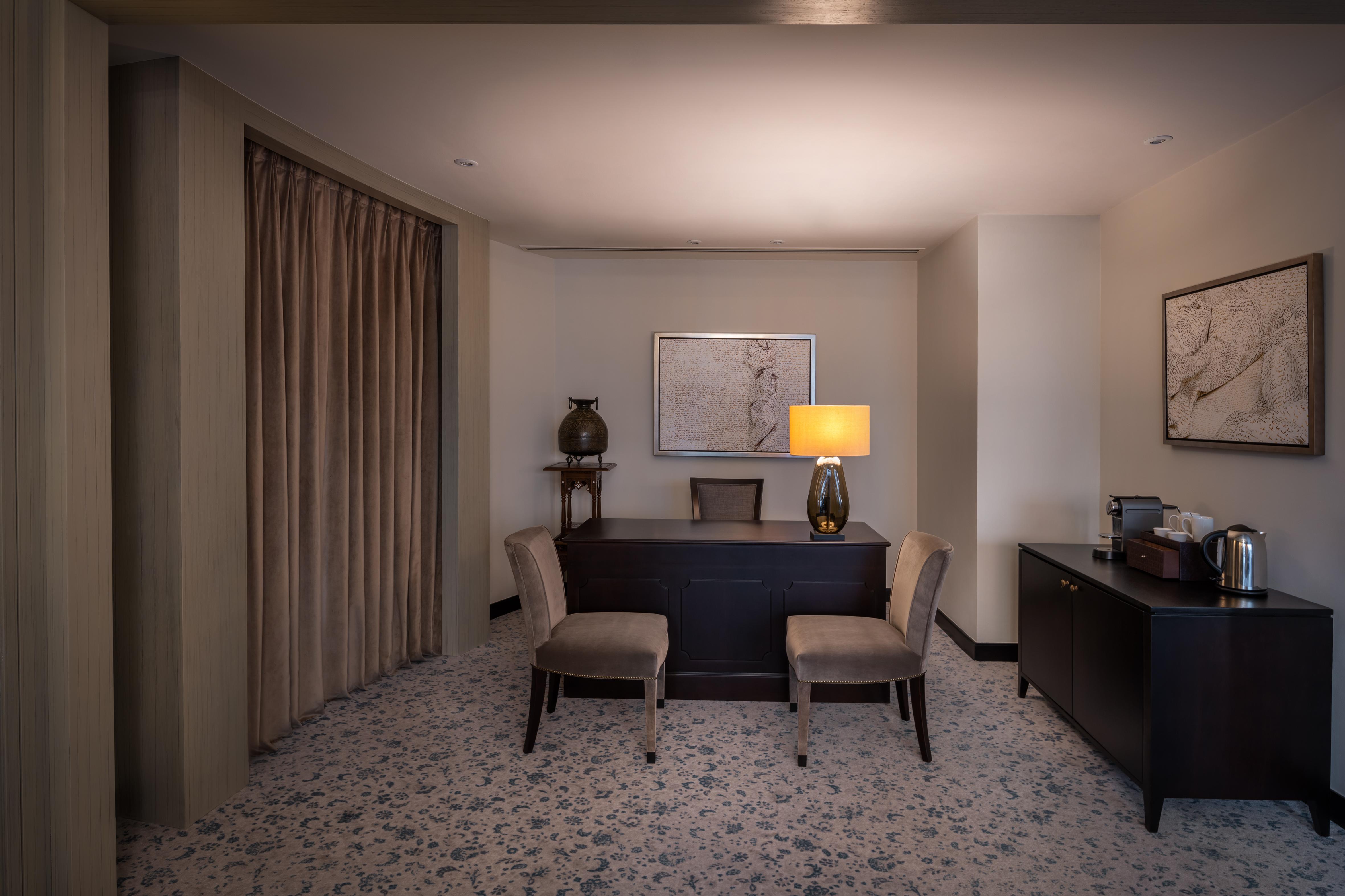 Otel Palace Downtown 5*