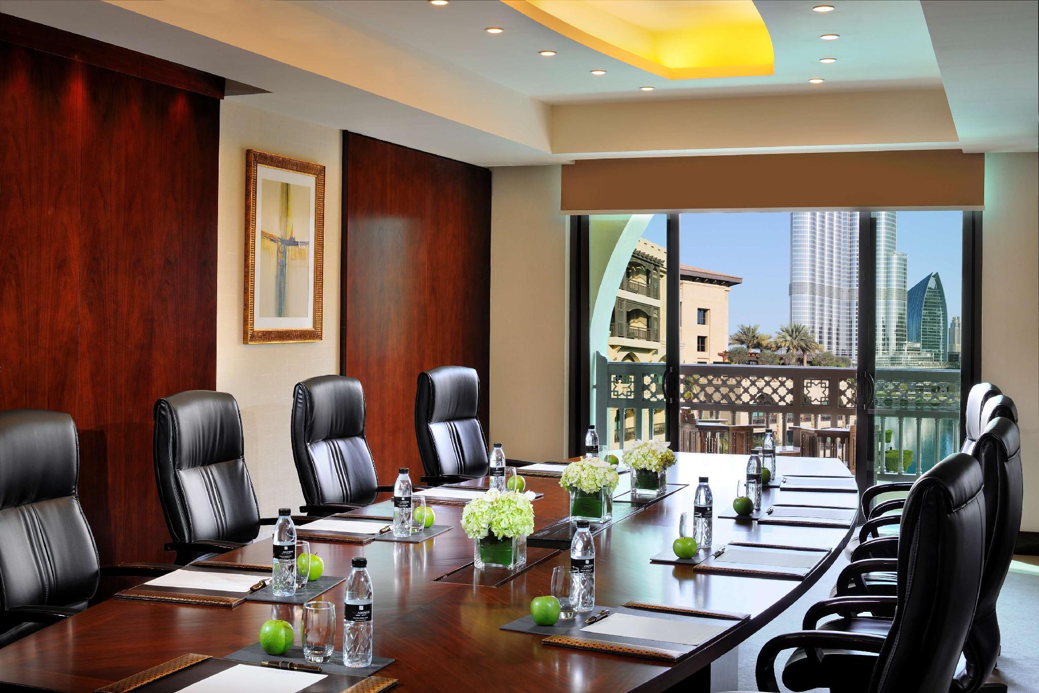 Palace Downtown Otel 5*