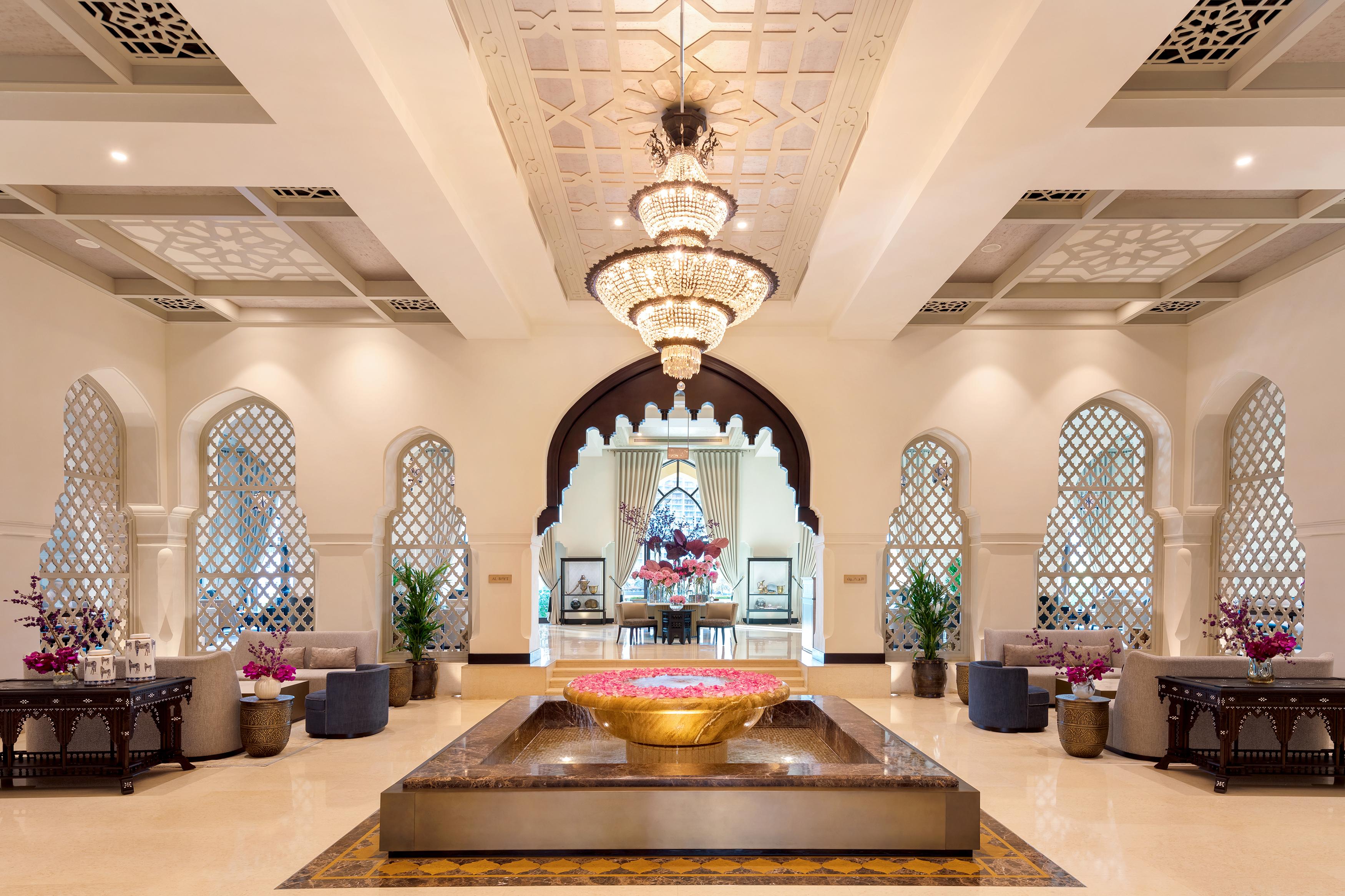 Palace Downtown 5* Dubai