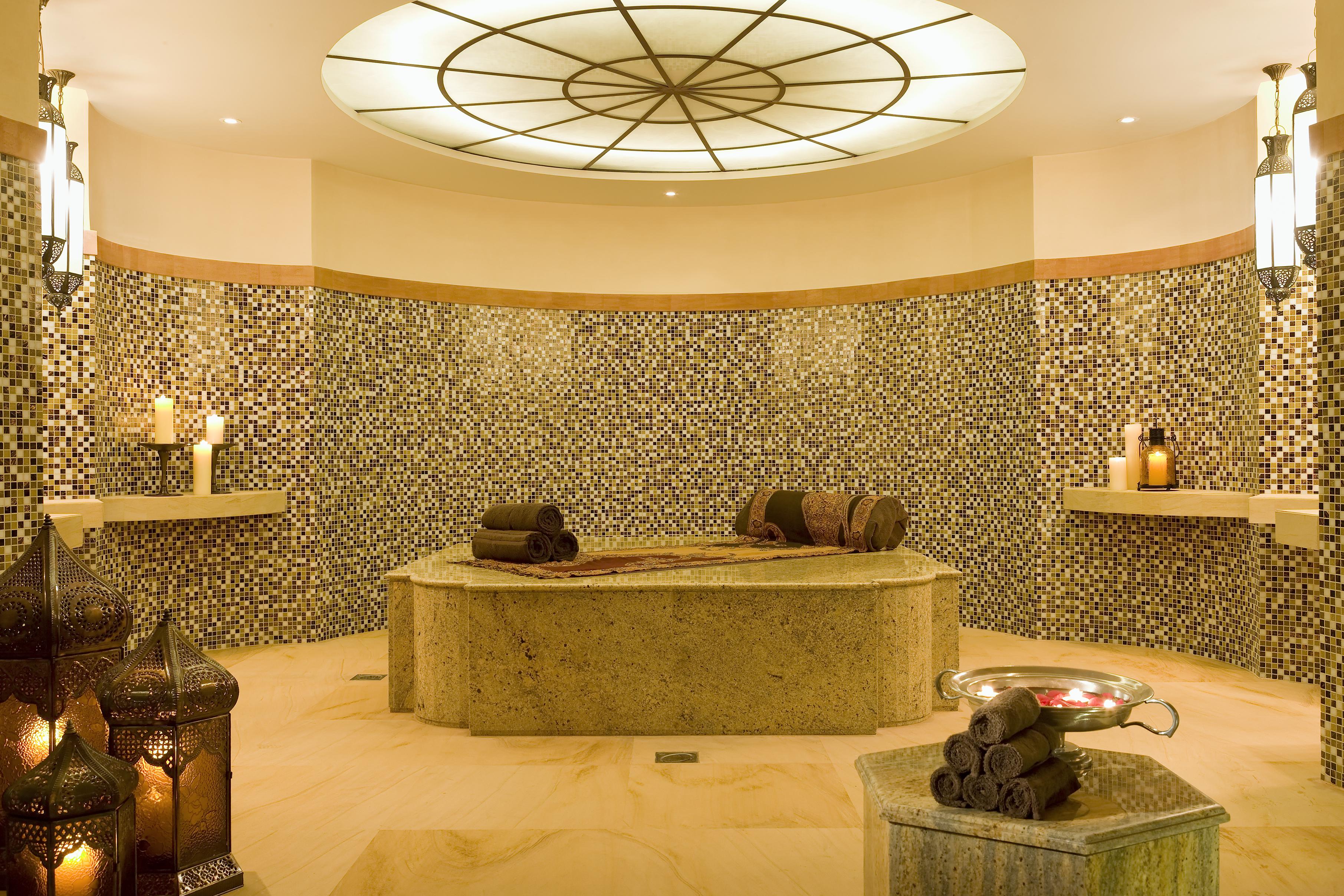 Palace Downtown 5*