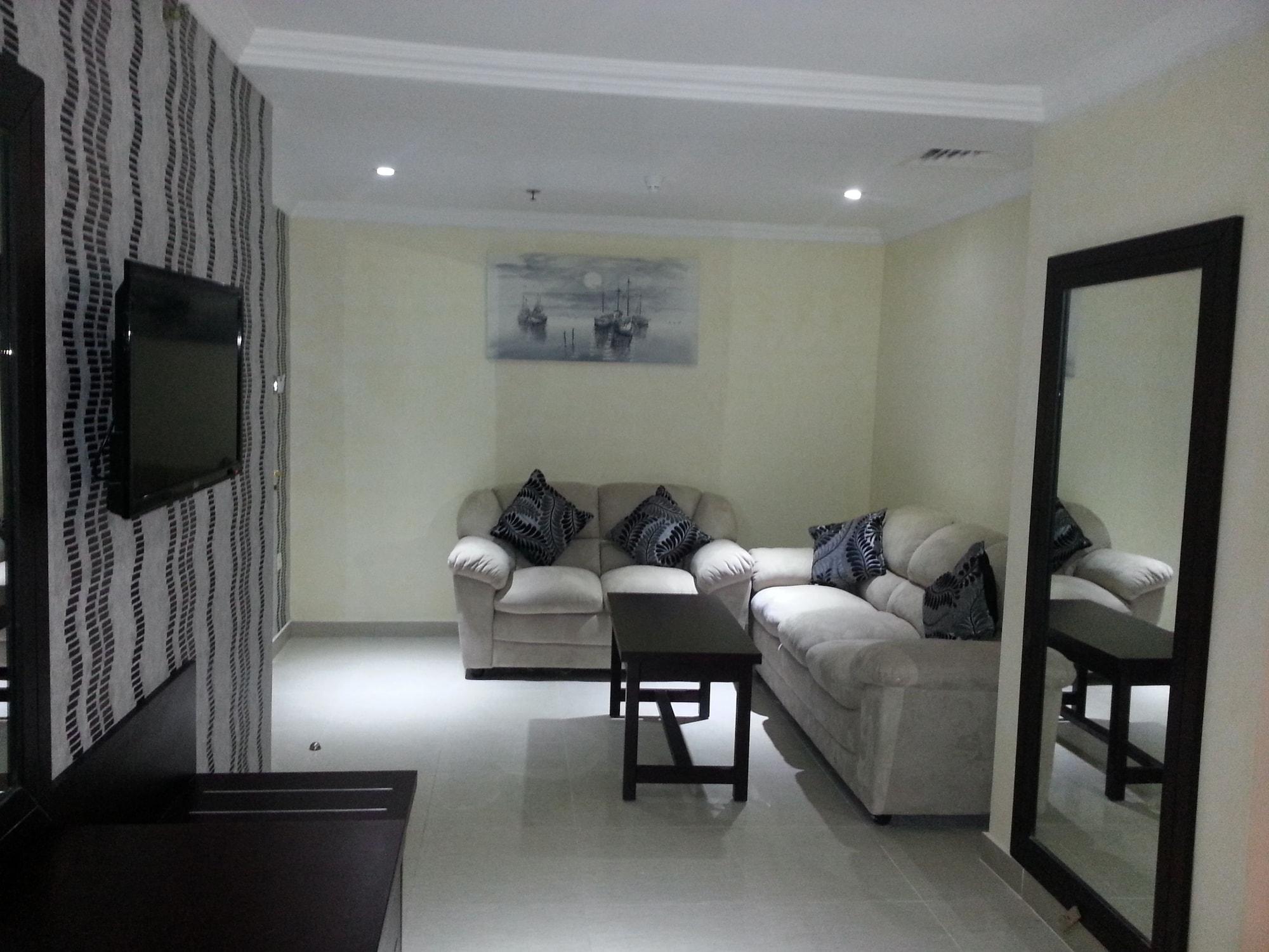 Royal Falcon 3*