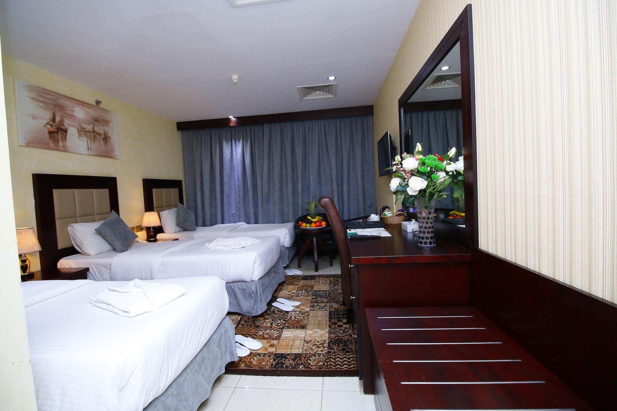Royal Falcon 3*