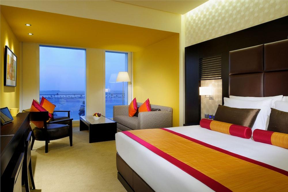 Hues Boutique 4* Dubai
