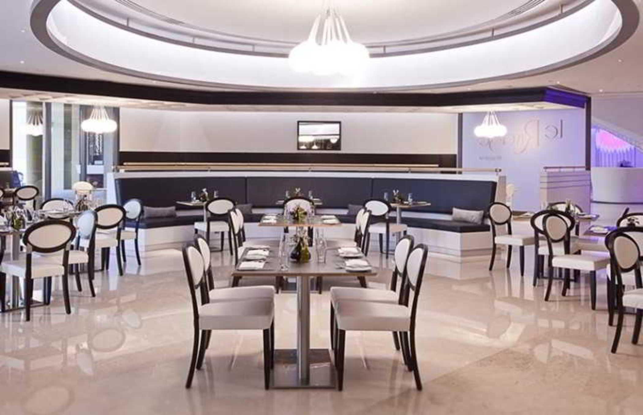 Ja Ocean View Hotel, Jumeirah Beach Hotel Dubai