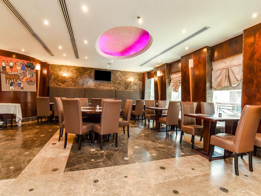 Landmark Summit 4* Dubai