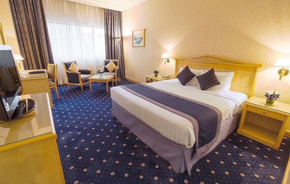 Capitol Jumeirah Hotel